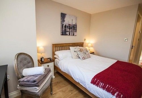 Accommodation Bristol Airport Redhill  ภายนอก รูปภาพ
